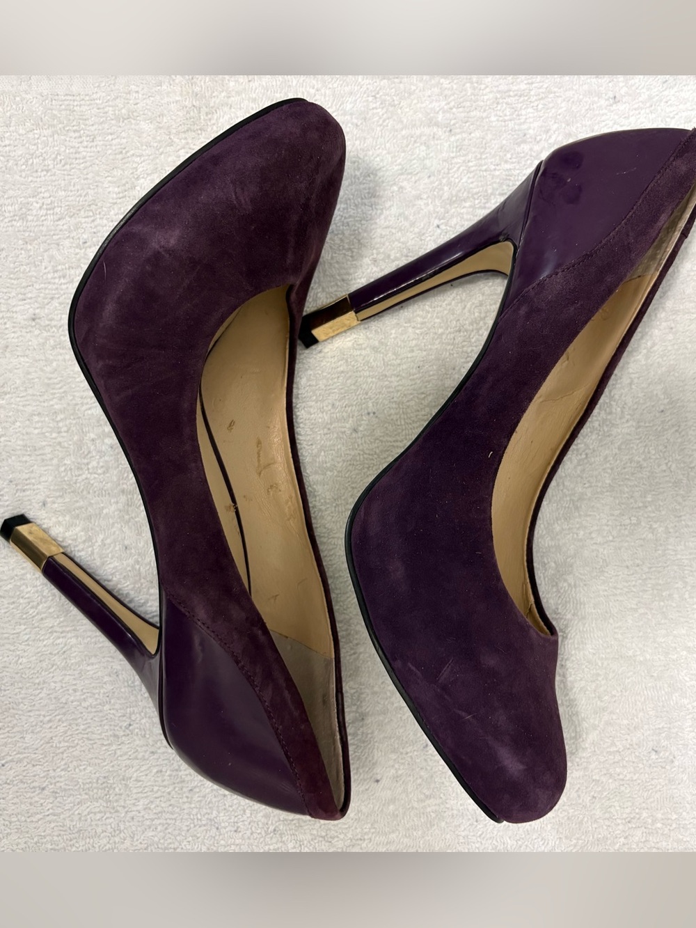 Guess Deep Plum Purple Suede Stiletto Pumps with Gold Heel accent. EUC.